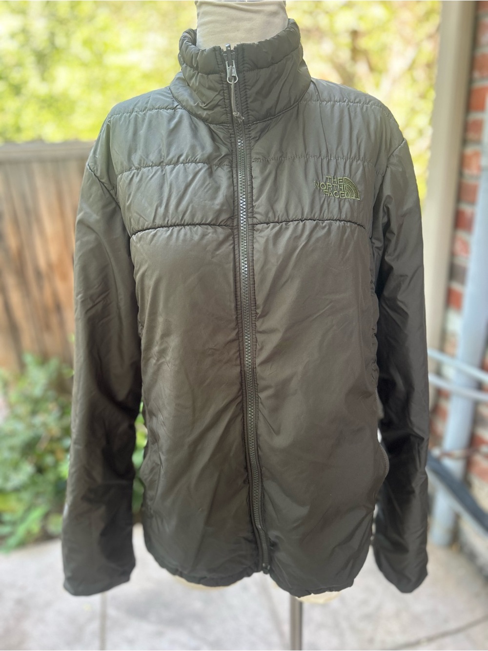 The North Face olive green Bombay lightweight puffer Size Medium